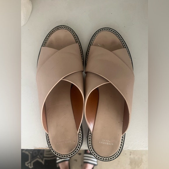 Givenchy slides - Picture 2 of 5